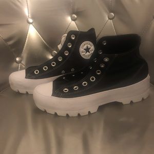 Platform converse
